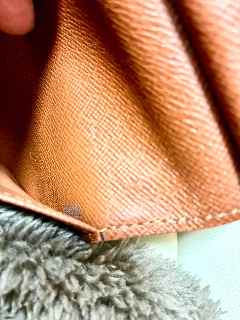 お値下げしました 未使用品　LOUIS VUITTON 三つ折り財布