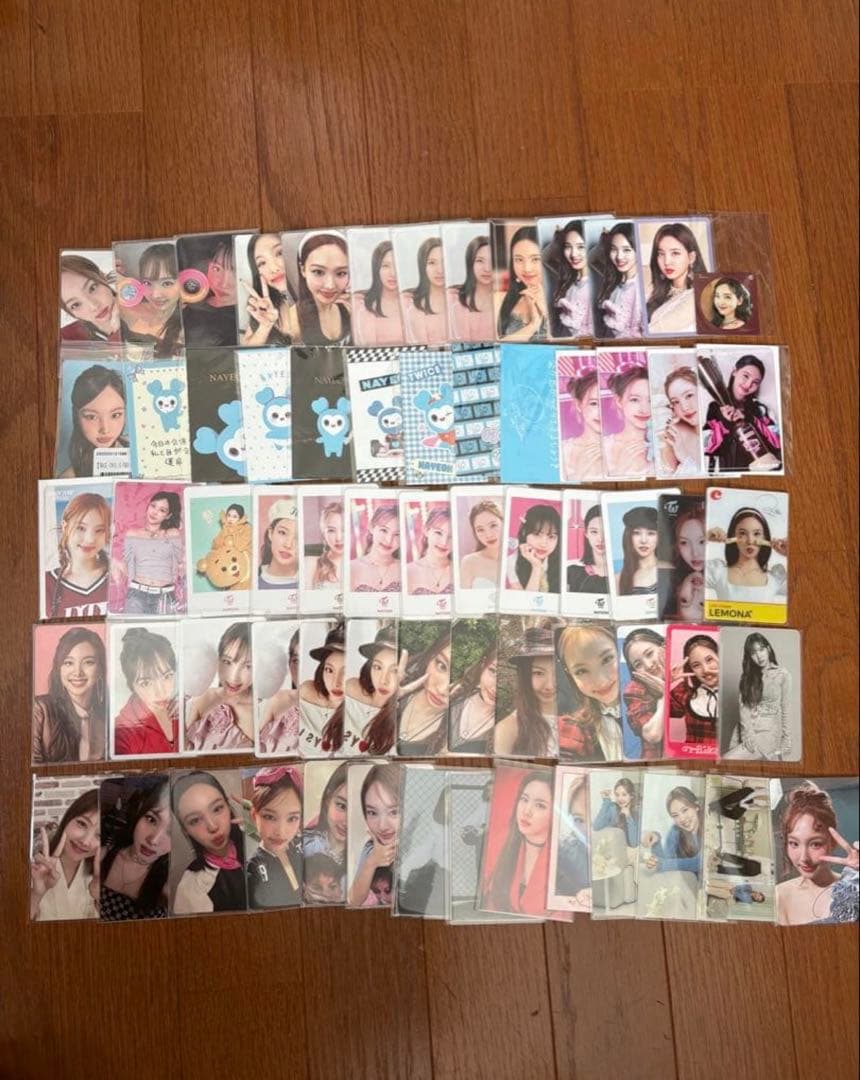 twice ナヨン トレカ 2枚目もあります