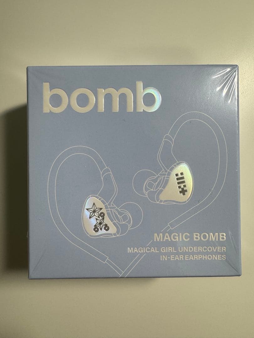 ILLIT bomb Merch ver. 新品未開封品　さな