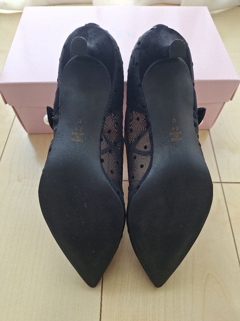 ダイアナ ドット柄 パール付きパンプス 24cm