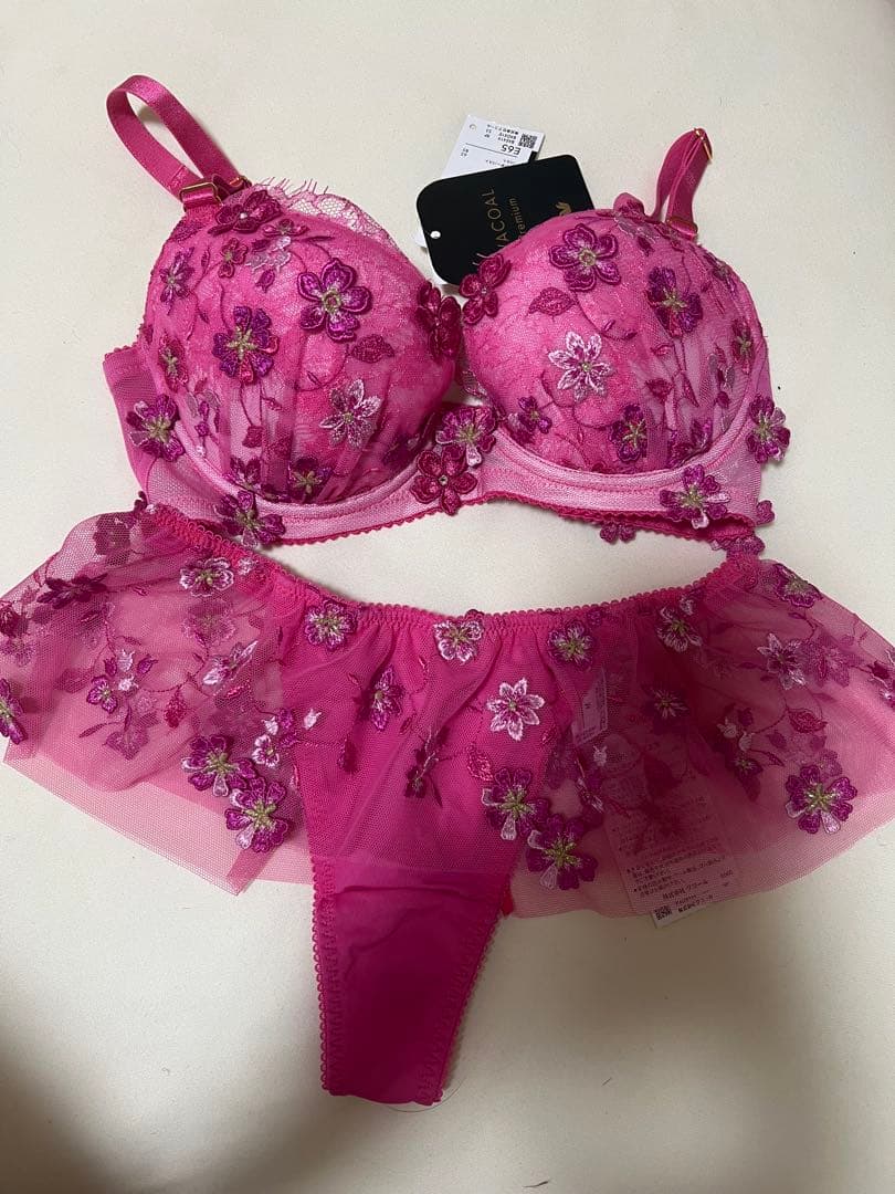 パーソナルフィットプラスブラパルファージュピンクブラジャーショーツセット E65