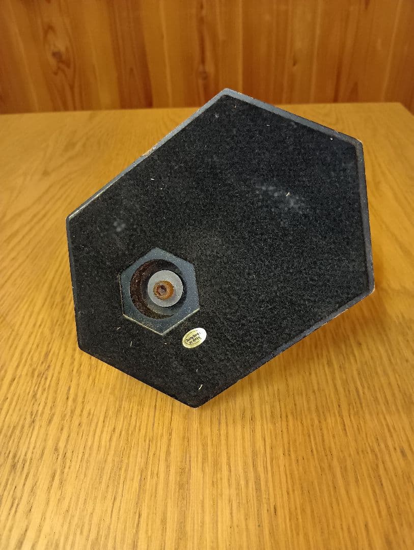 PEUGEOT　プジョー　オーナメント　エンブレム　ライオン２体セット