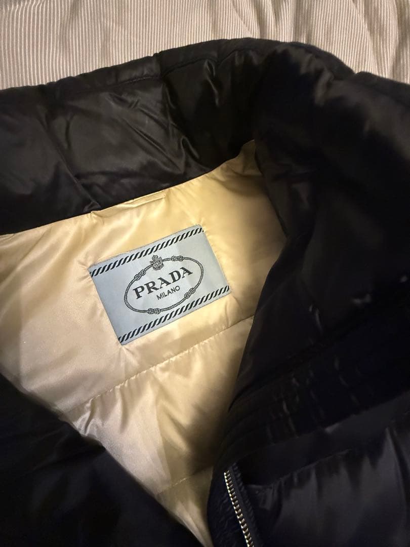 【値下げしました！】PRADA ネイビー ダウンジャケット