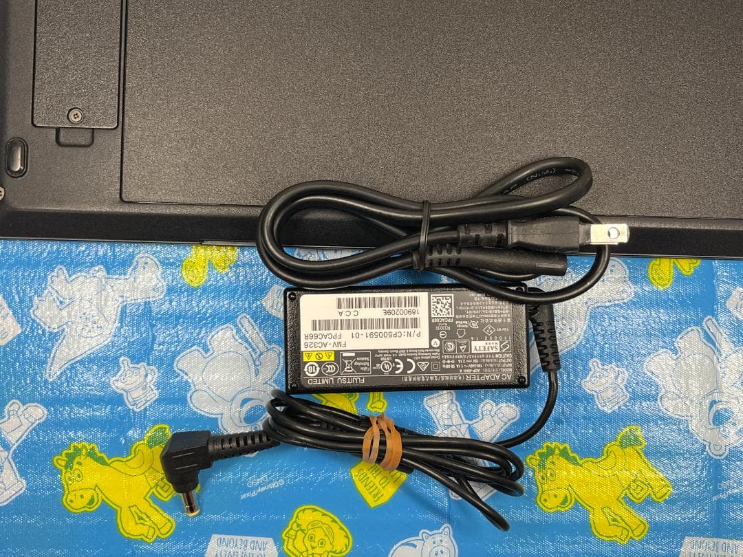 超美品 Office2024 美品 富士通 U748/S 14型 ノートPC