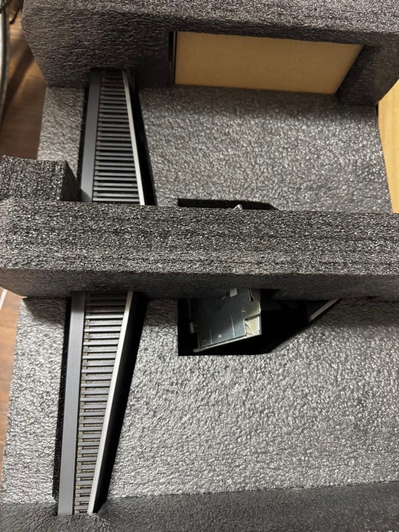 Alienware AW2518HF ゲーミングモニター24.5　(240Hz)