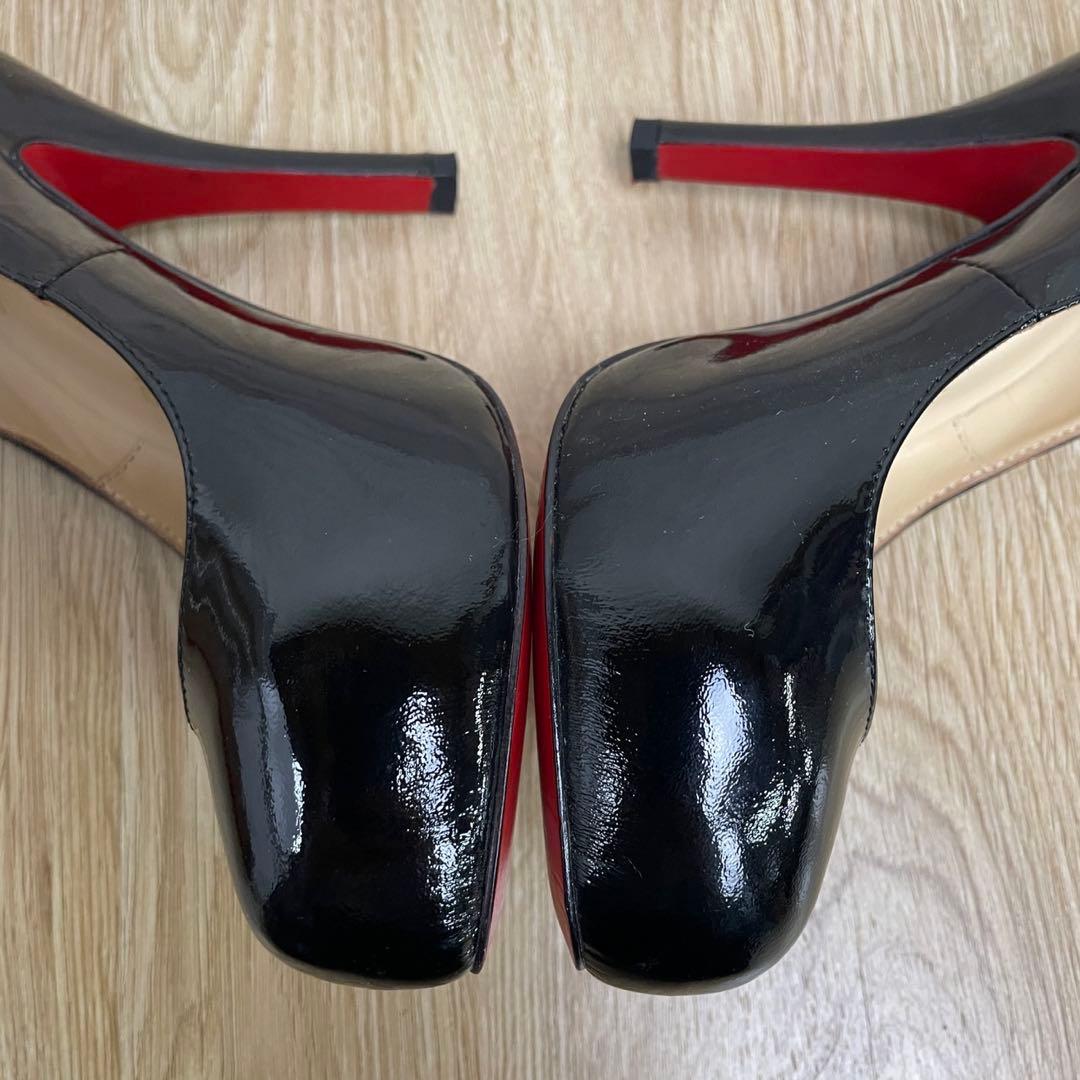 美品＊Christian Louboutin ラウンドトゥ ハイヒール　パンプス