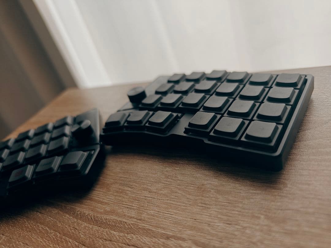 Cornix LP 無線分割キーボード【JezailFunder Japan】