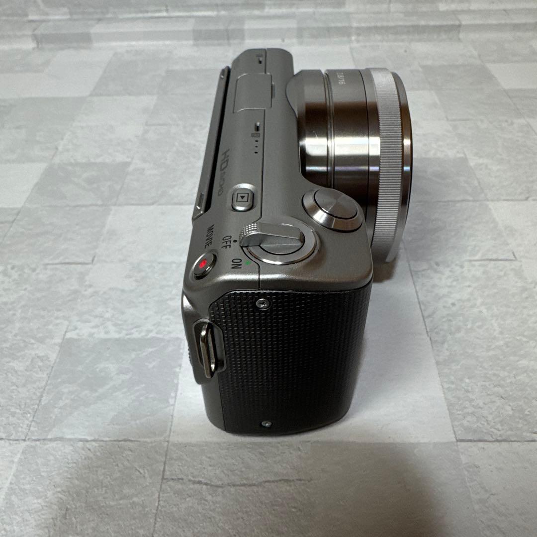 T010 SONY ソニー α NEX-5 ダブルレンズキット シャッター回数少