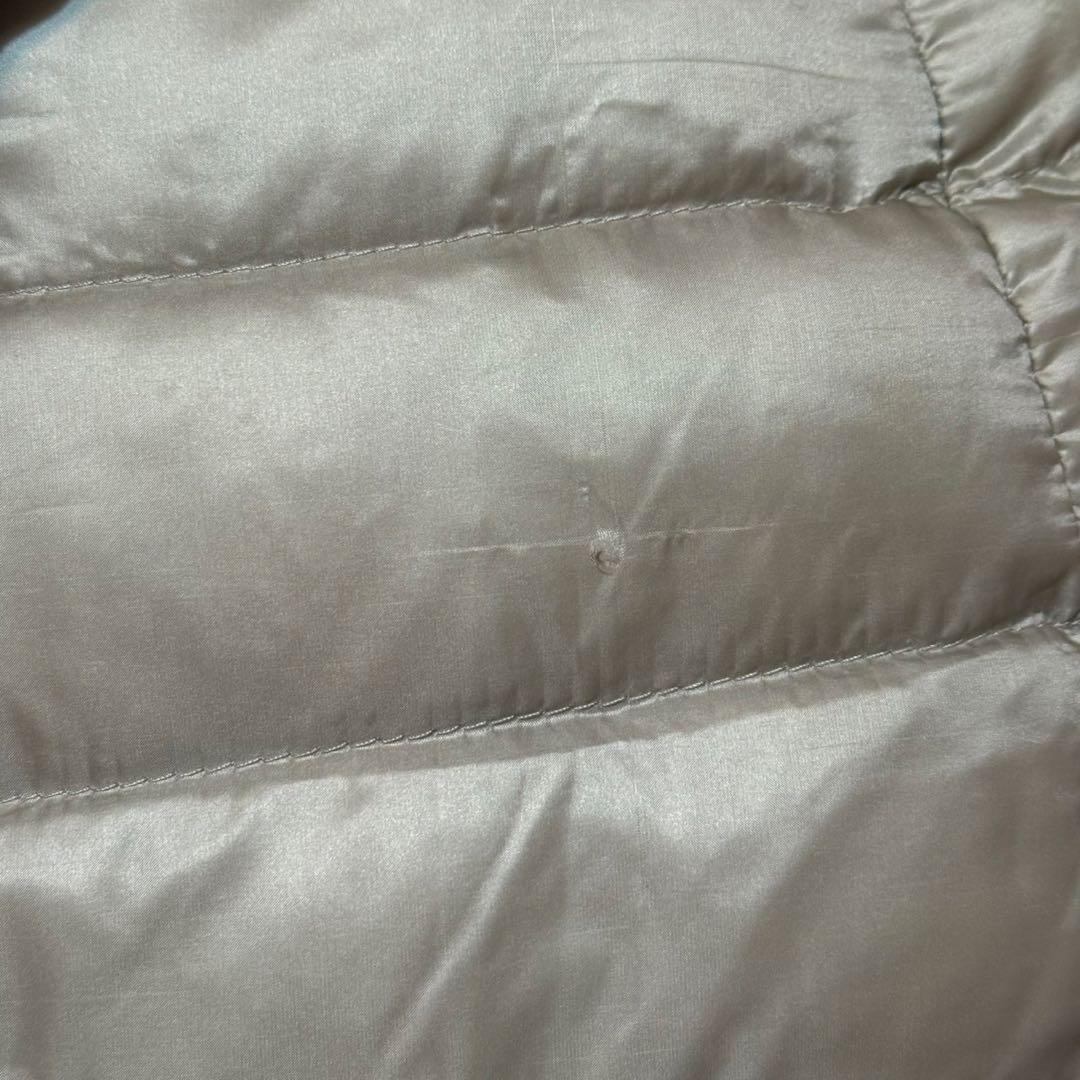 Moncler モンクレール　フードの可愛いダウンジャケット