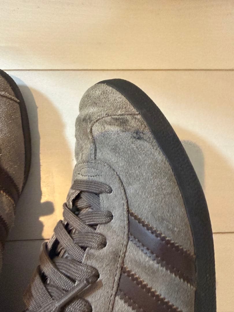 adidas gazelle ブラウン IG4989