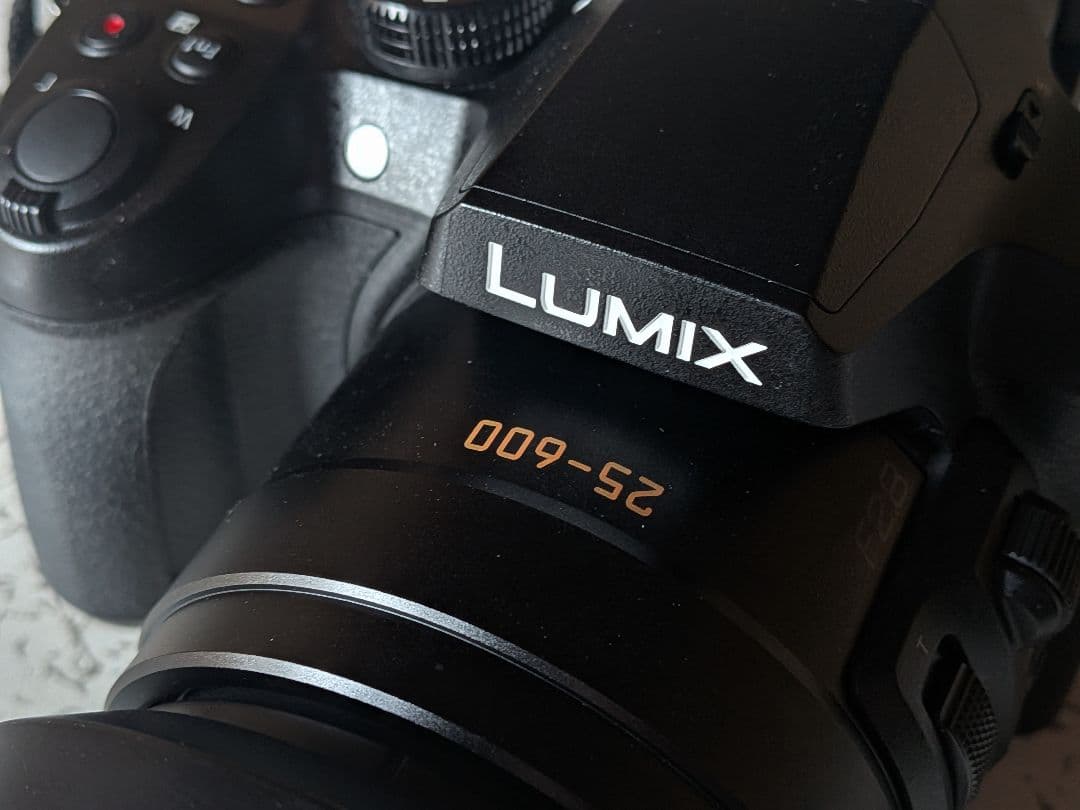 パナソニック lumix FZ300