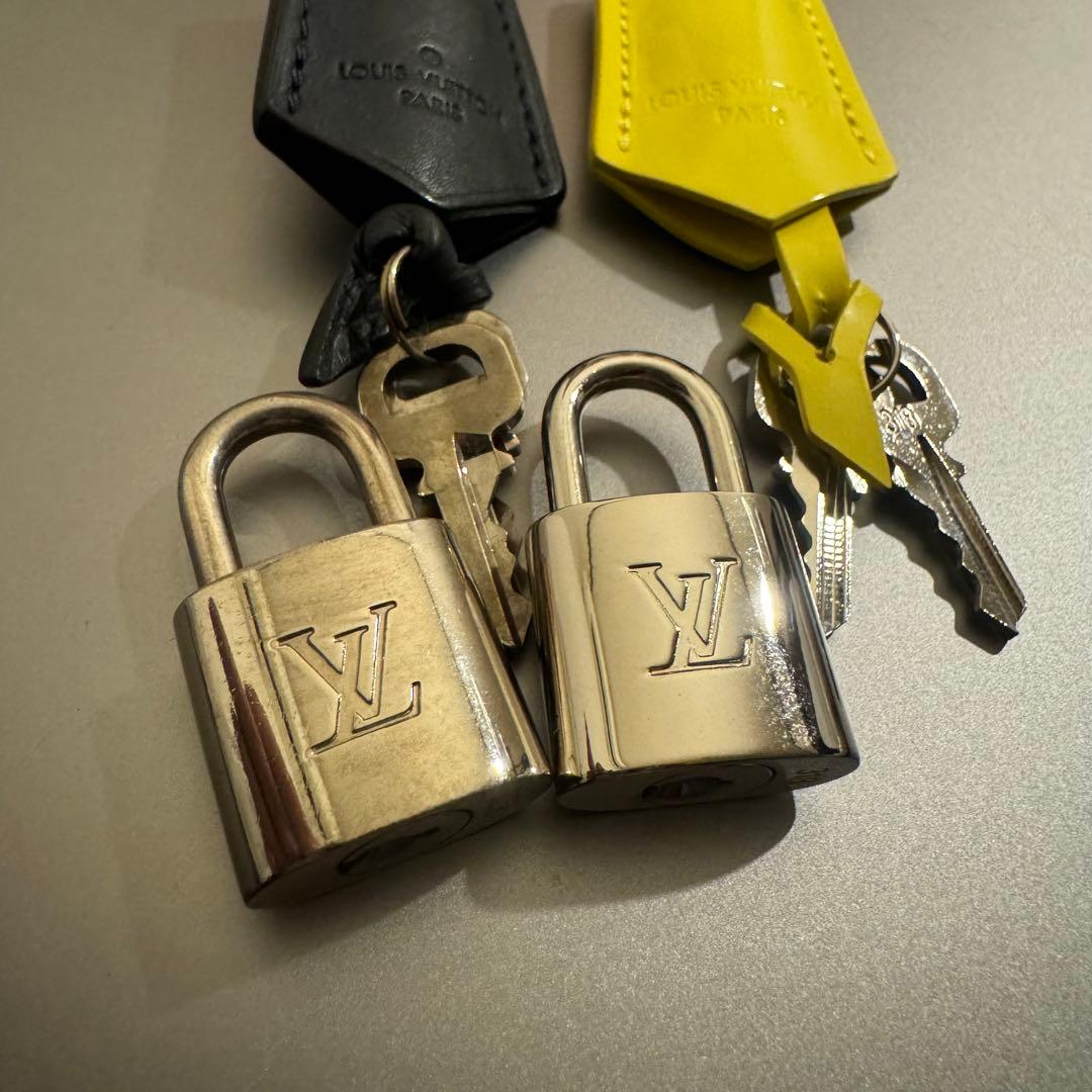 ルイヴィトン　カデナ　鍵　2点　セット クロシェット