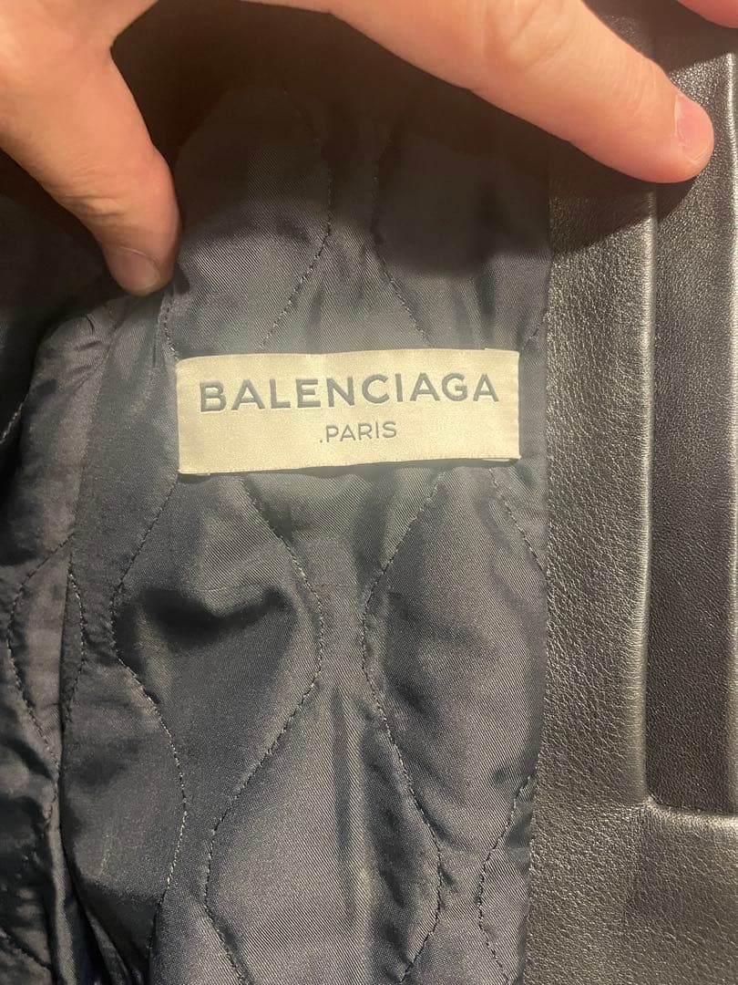 バレンシアガ　黒レザー　シングル　ライダースジャケット　48 定価50万