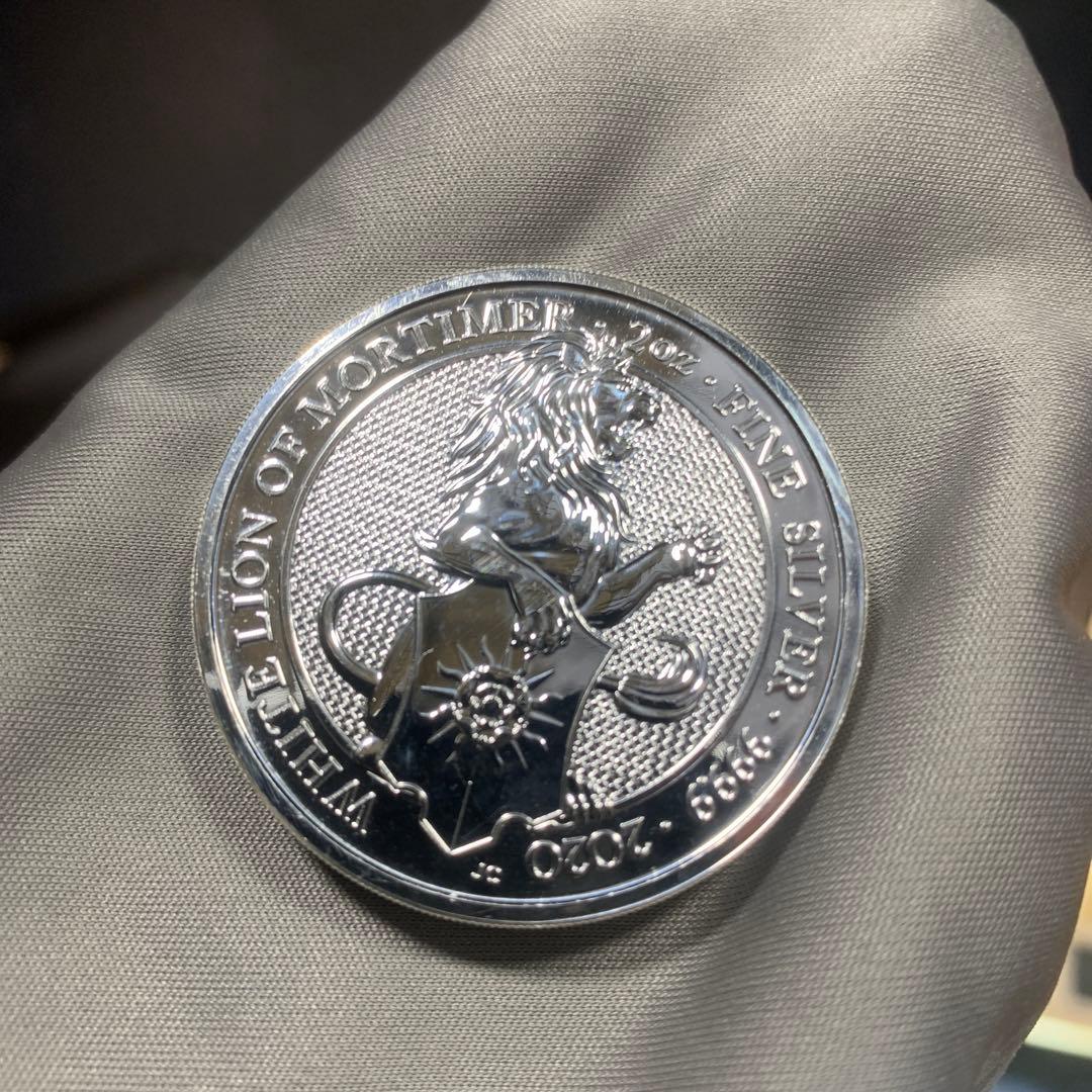 D4 純銀貨 2オンス クイーンズビースト　2020 ホワイトライオン