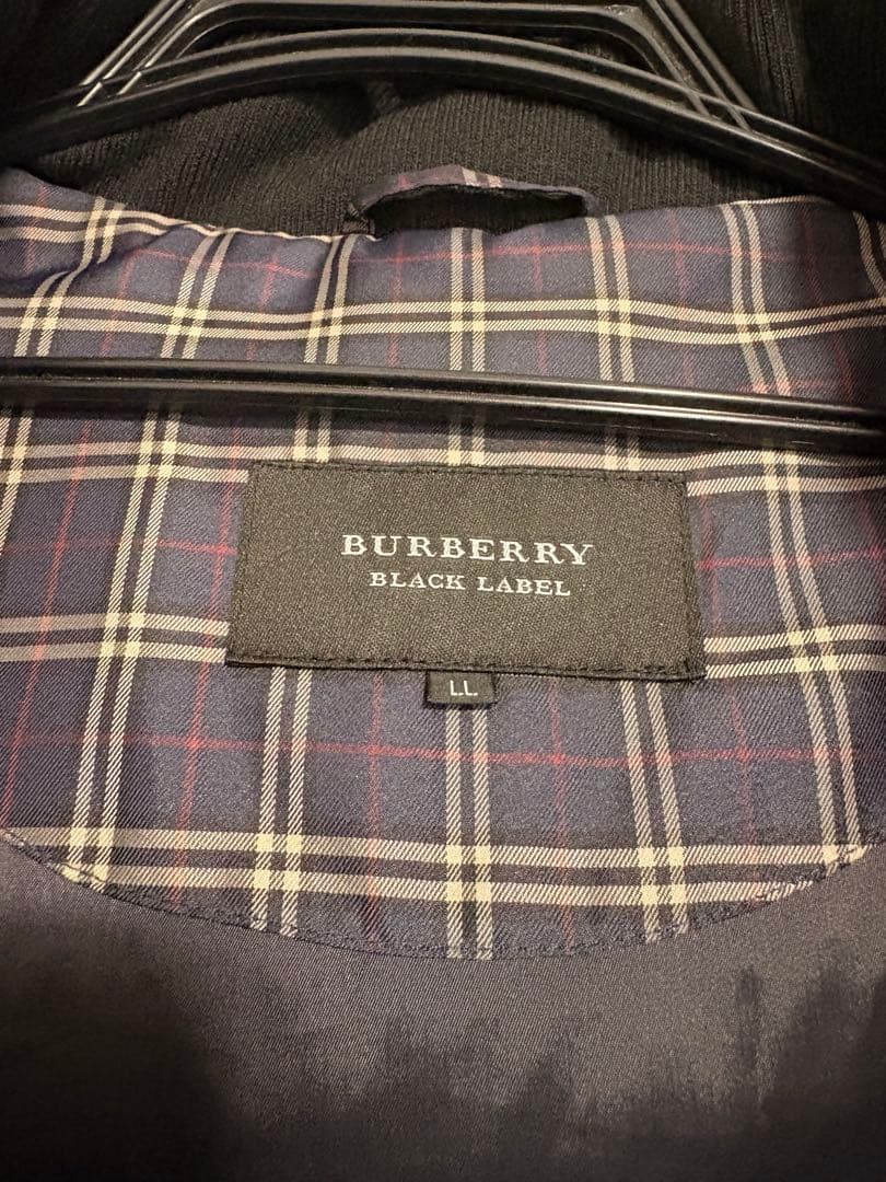 バーバリーブラックレーベル　ダウンジャケット