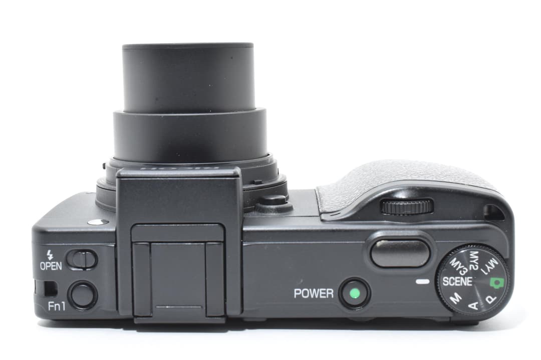 リコー　RICOH GX200 VFナシ 0382