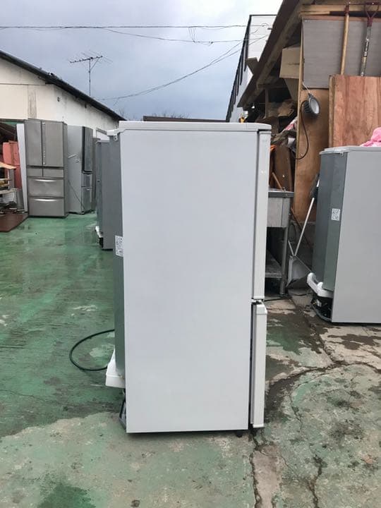 シャープ 冷蔵庫 2015年製 2ドア