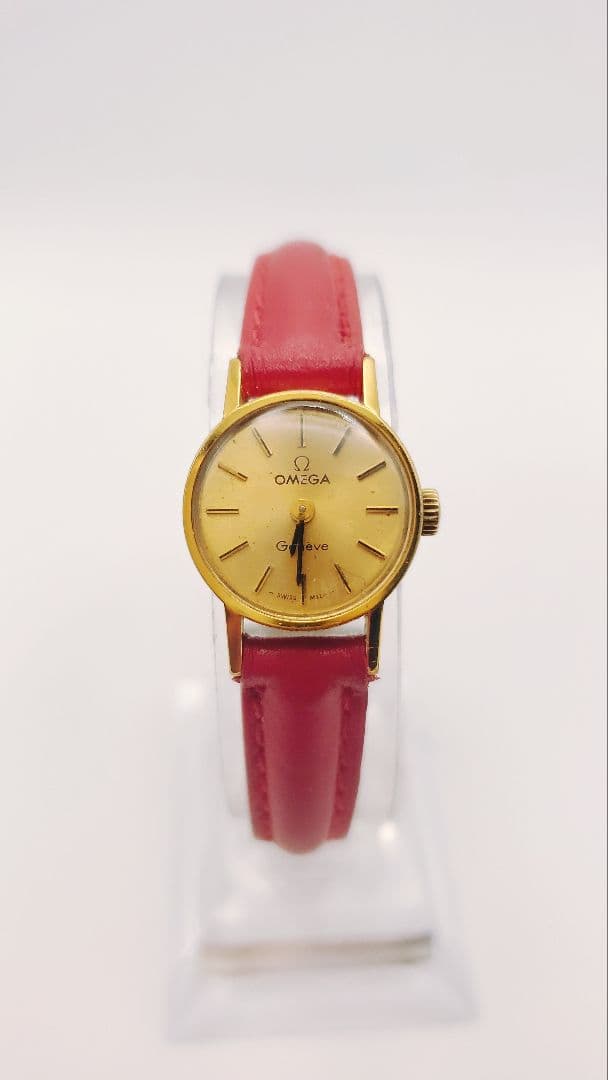 m*o様 年末限定。レディース　OMEGA オメガ　ゴールド/レッド 手巻き時計