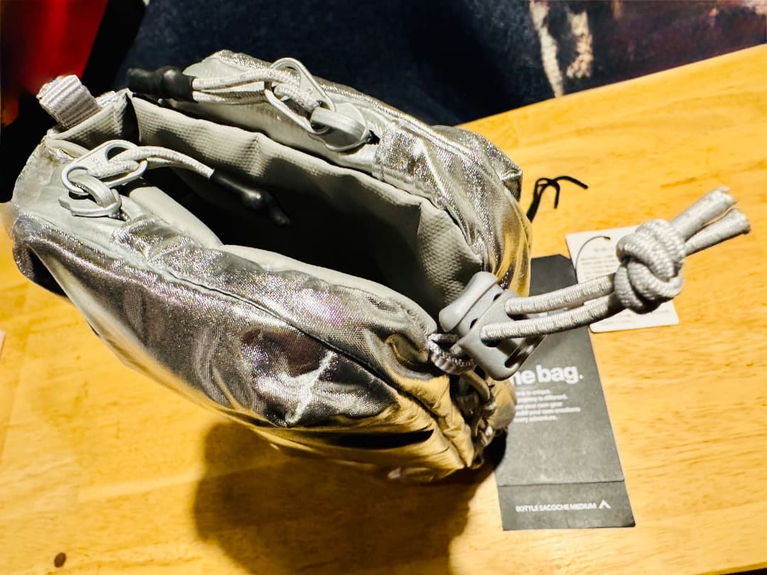 topologie the bag ボトルサコッシュ / ポーチ