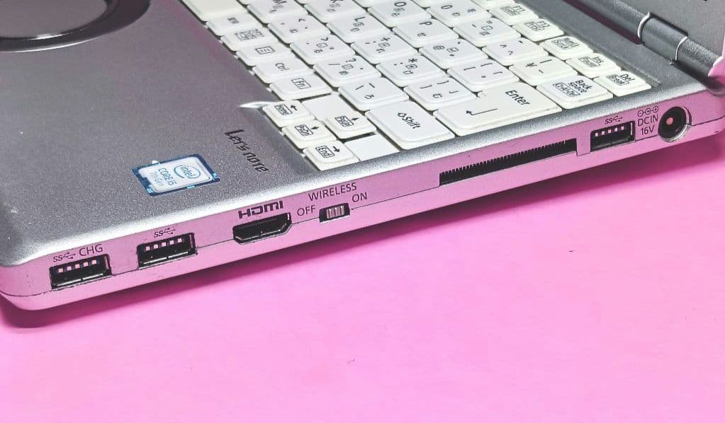 小型軽量✨SSD256✨8GB✨i5✨オフィス✨カメラ付きレッツノートパソコン