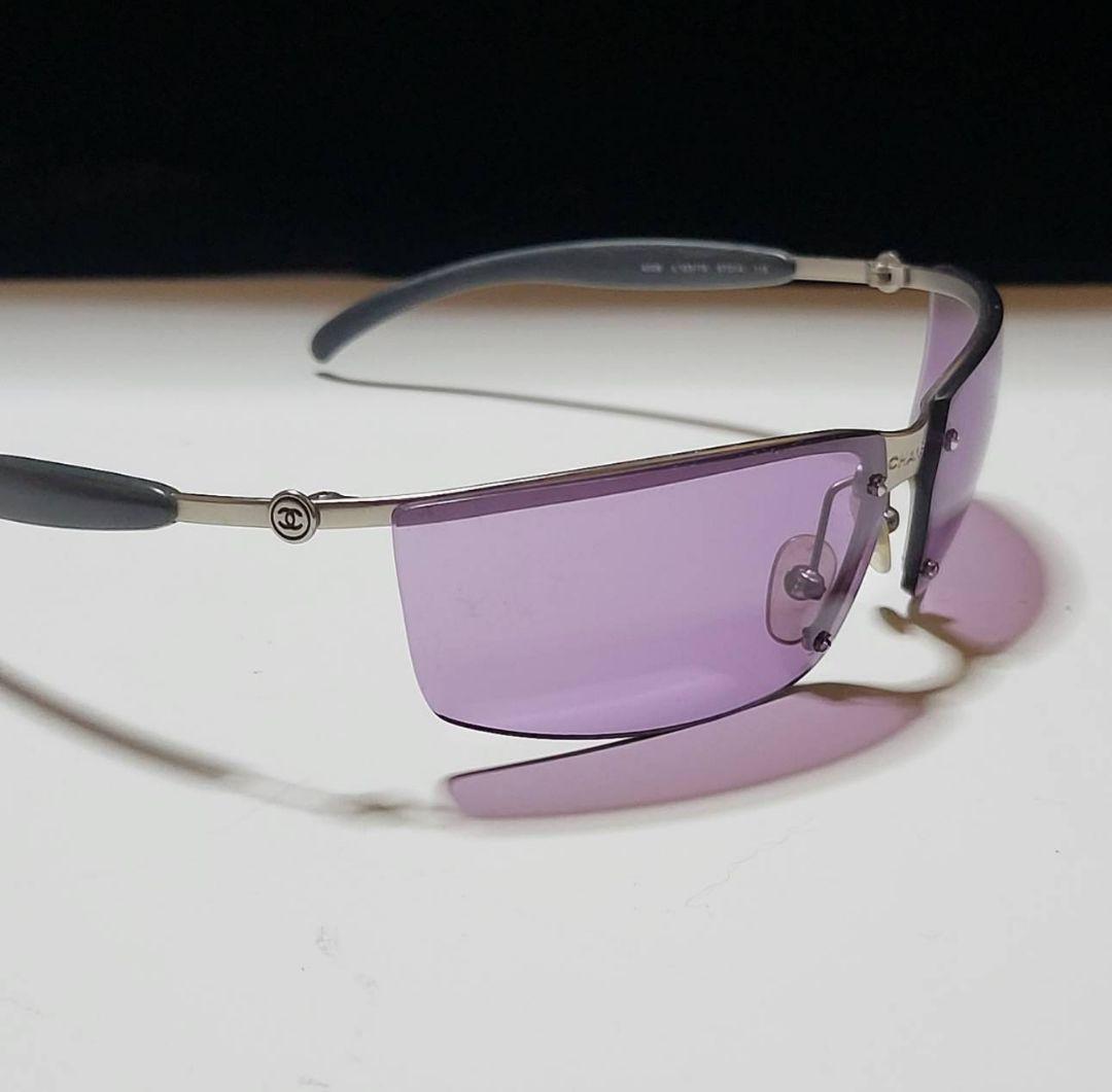 ◆CHANEL　シャネル◆ロゴ付き　サングラス　男女兼用