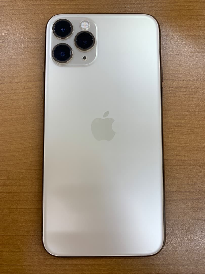 B*︎様 動作確認済 箱付き iPhone 11 Pro 64GB ID E36
