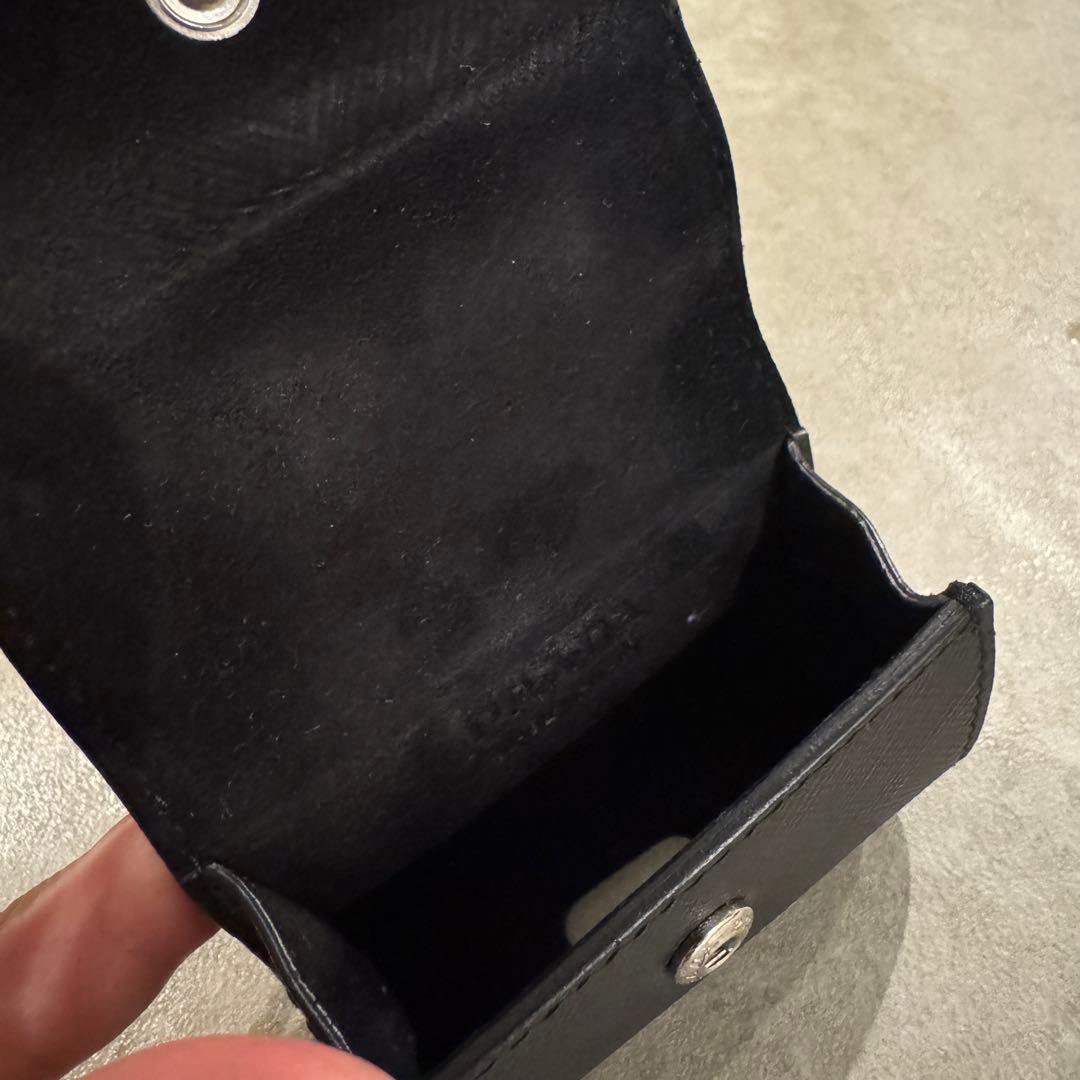 プラダ　AirPodsケース　美品