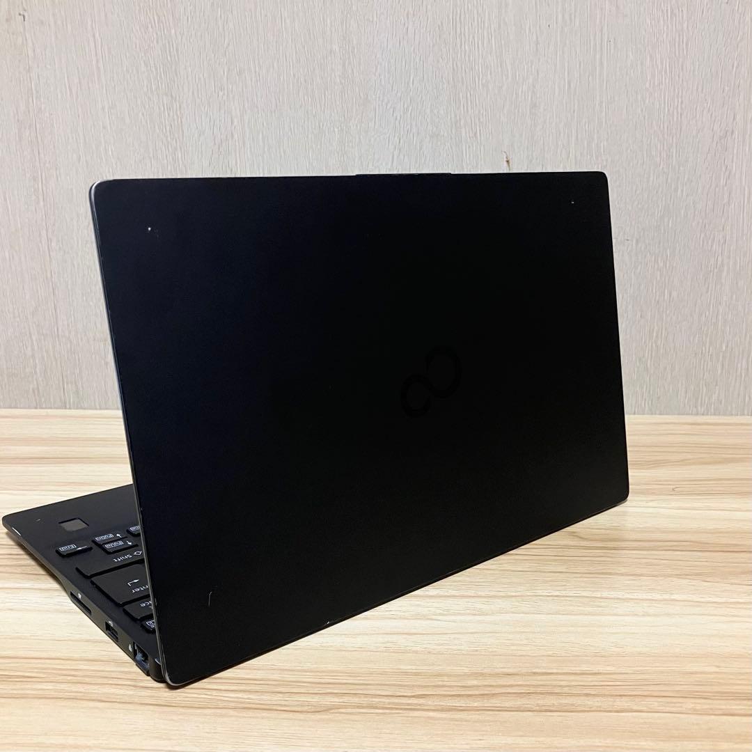 第11世代！LIFEBOOK U9311 2021年製 i5 Windows11