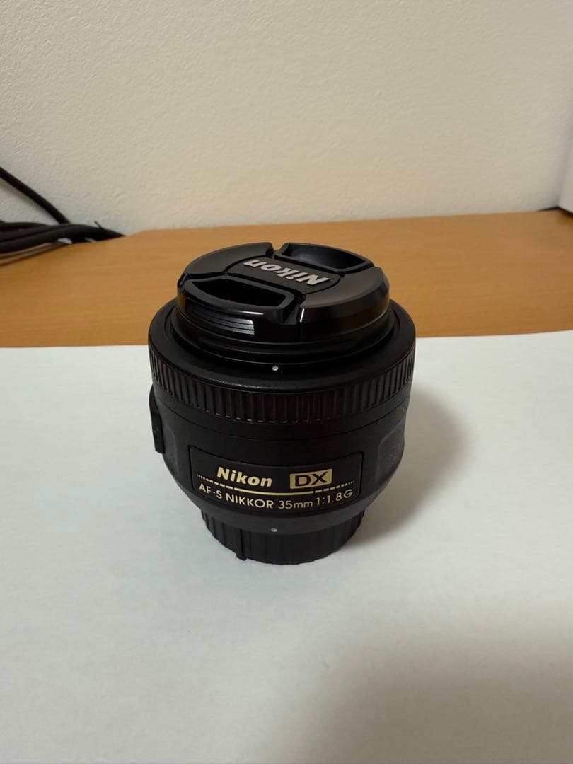 Nikon AF-S DX NIKKOR 35mm f/1.8Gプロテクター付き