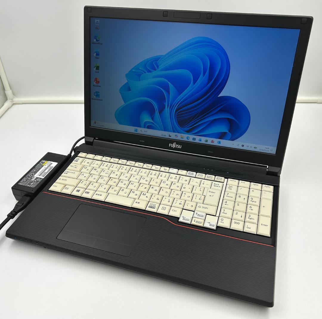 ノートパソコン windows11 オフィス付き core i5 A574/M