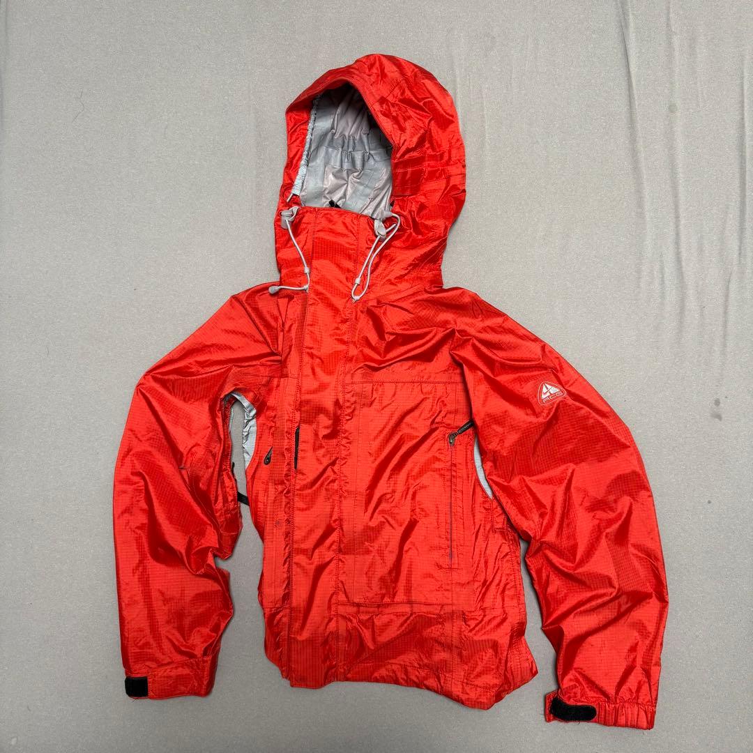 【希少カラー❗️】 90s テック系　Nike ACG マウンテンパーカー　赤