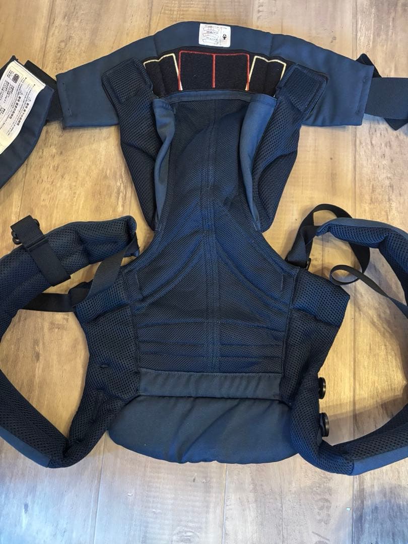 美品 エルゴ オムニ360 クールエア メッシュ　抱っこ紐
