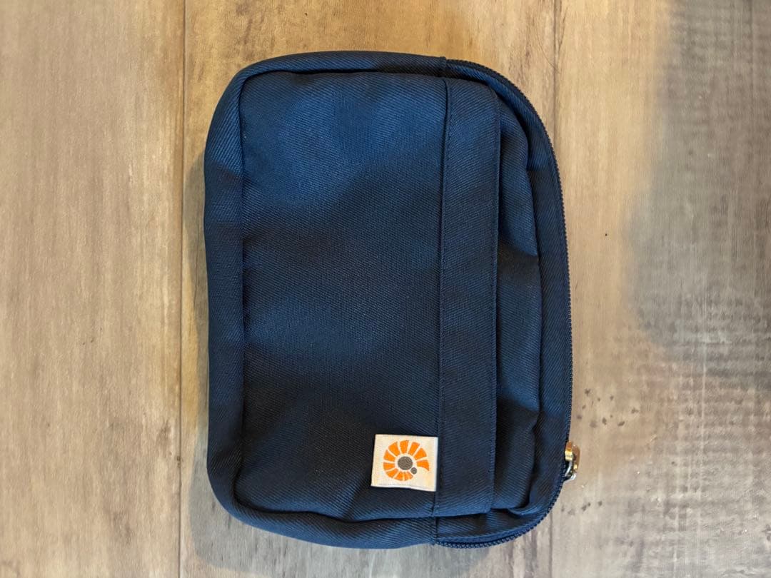 美品 エルゴ オムニ360 クールエア メッシュ　抱っこ紐