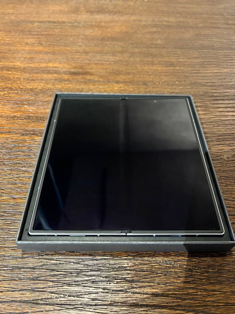 【ほぼ未使用】Galaxy Z Fold7 | 256GB| シルバー シャドウ