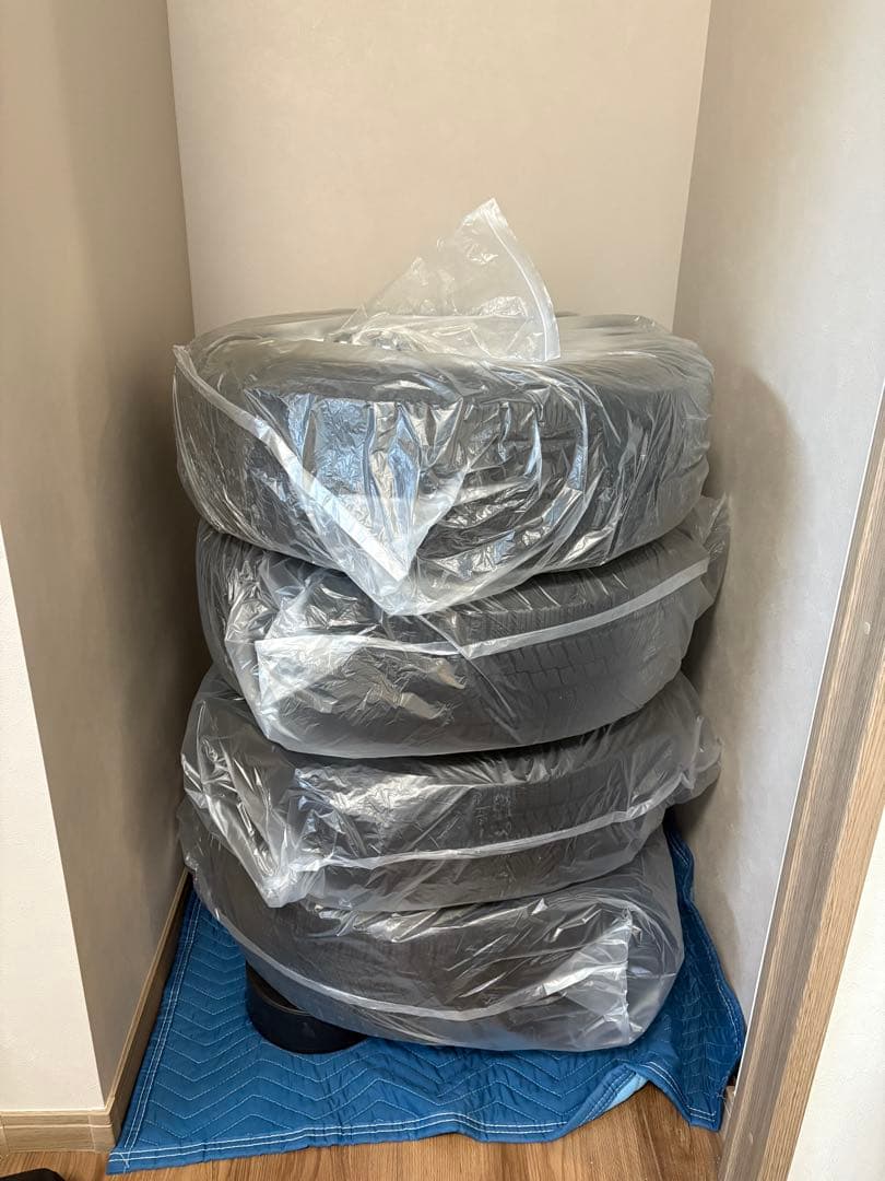 ブリヂストン 195/65R15 スタッドレスタイヤ