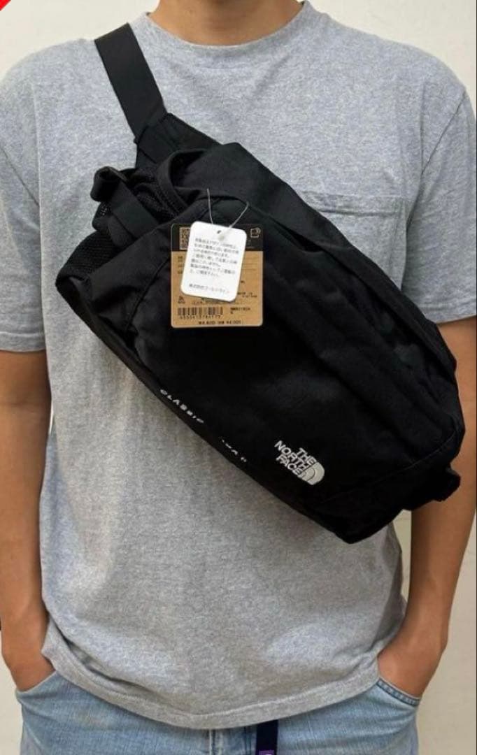 【未使用】ノースフェイス クラシックカンガ2 ボディバッグ 黒