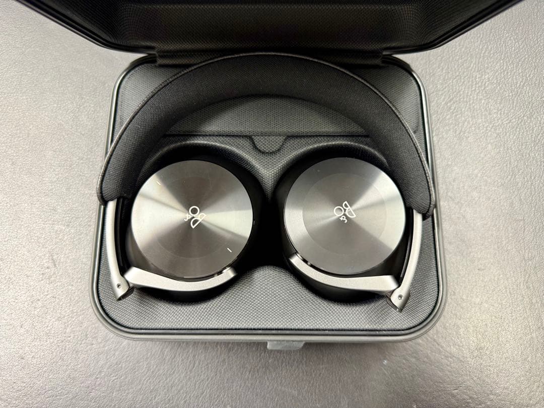 Bang & Olufsen Beoplay H95 ヘッドフォン