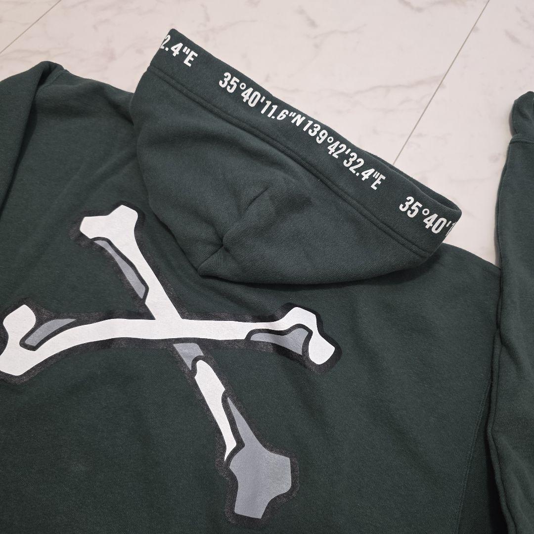 ゆ*う様 WTAPS グリーンクロスボーンフード付きパーカー サイズX 03　最