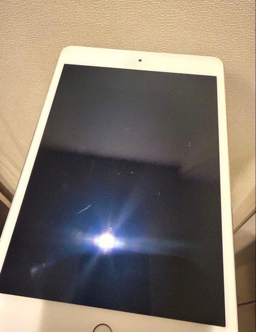 美品　Apple iPad mini 4 128G ゴールド　ケース付き