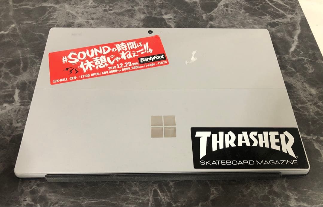 Microsoftノートパソコン 日本語キーボード付き 256GB 898