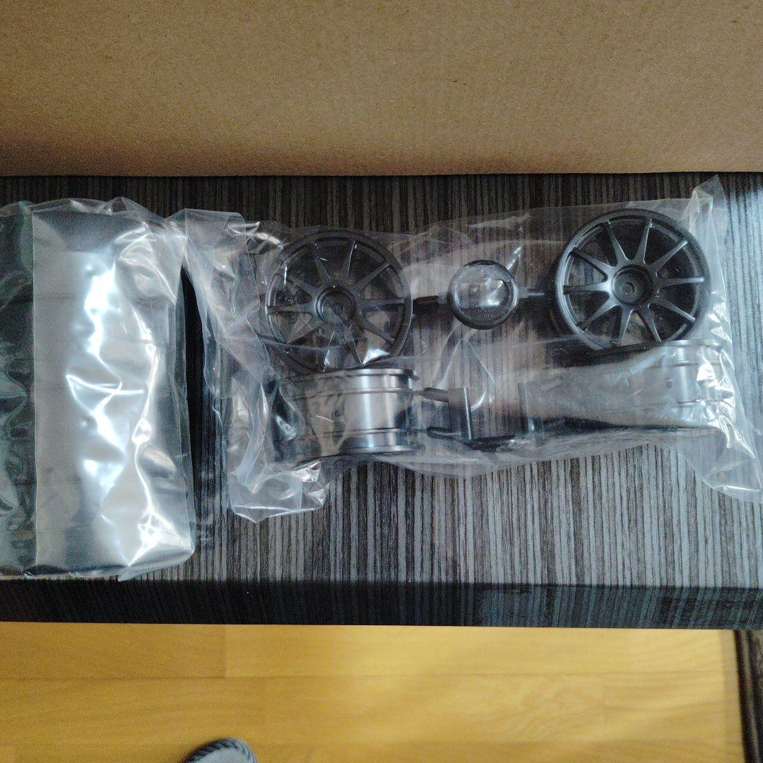 タミヤ 1/10 TT 02ボディ専用タイヤホイール付き まとめ売り。