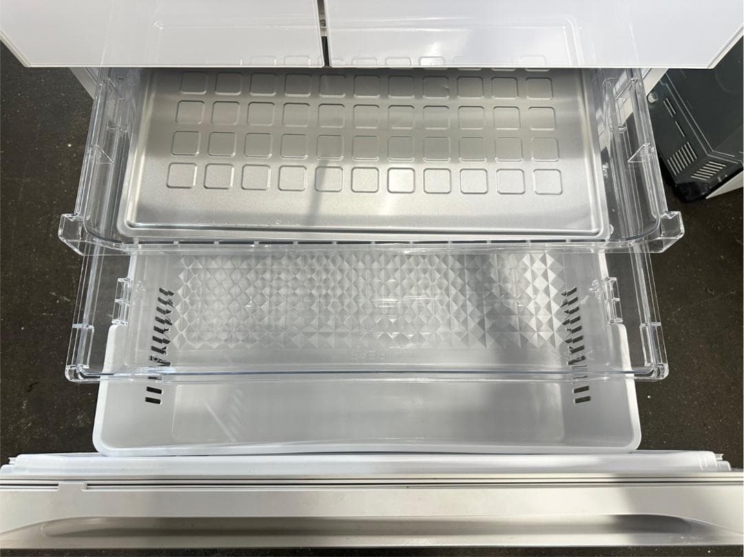 大阪送料無料★3か月保障付き★冷蔵庫★2021年★R-HW60R★R-177