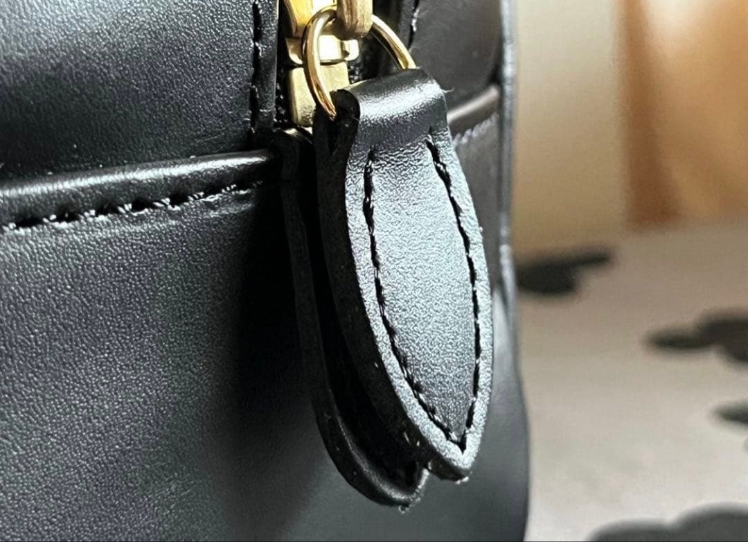 フレームワーク　ヤングアンドオルセン CHARM WIDE BOTTLE BAG