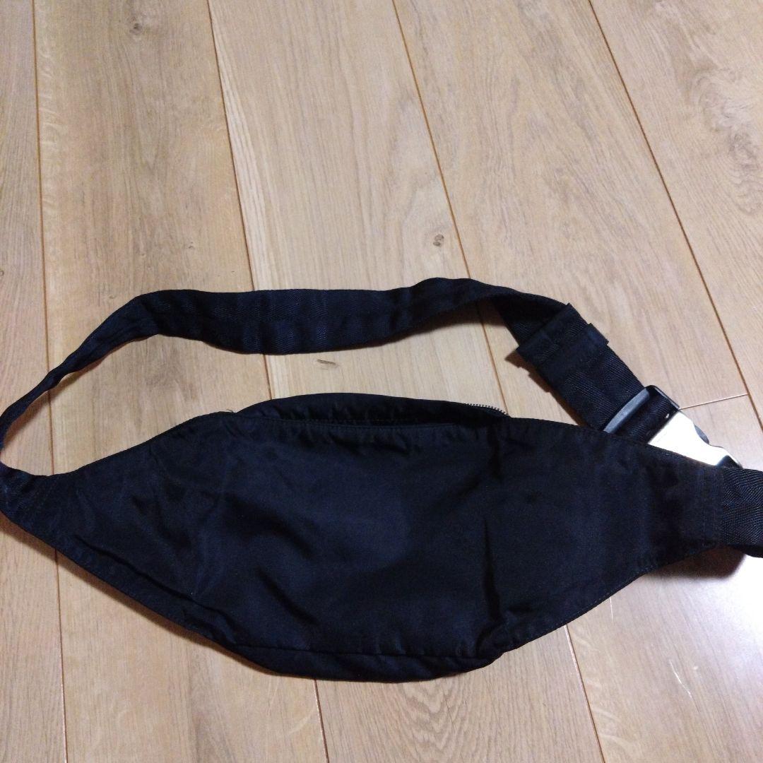 あ〜しゃんさん専用プラダウエストバッグ