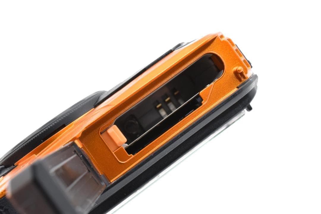 ショット数少 RICOH WG-50 防水 オレンジ デジタルカメラ