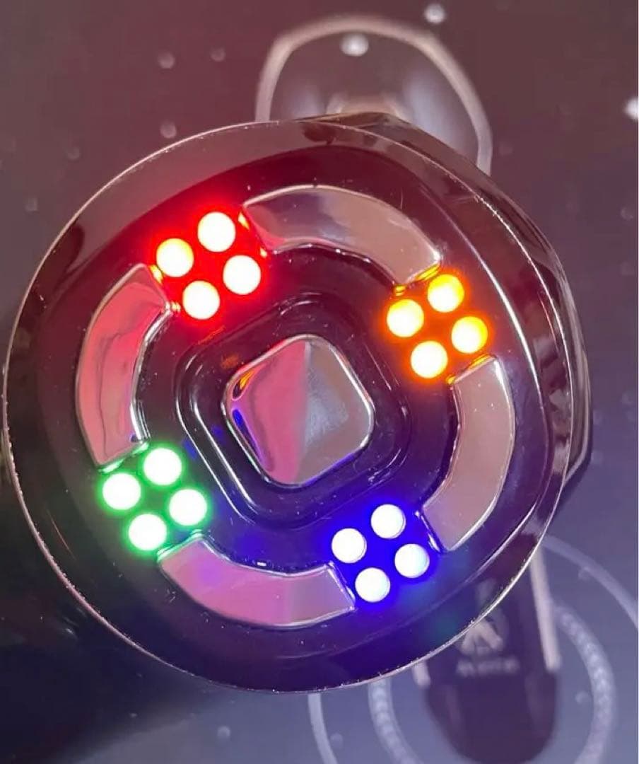 美顔器 Hera Atenaリフトアップ イオン導入 毛穴ケア保湿 EMS 黒