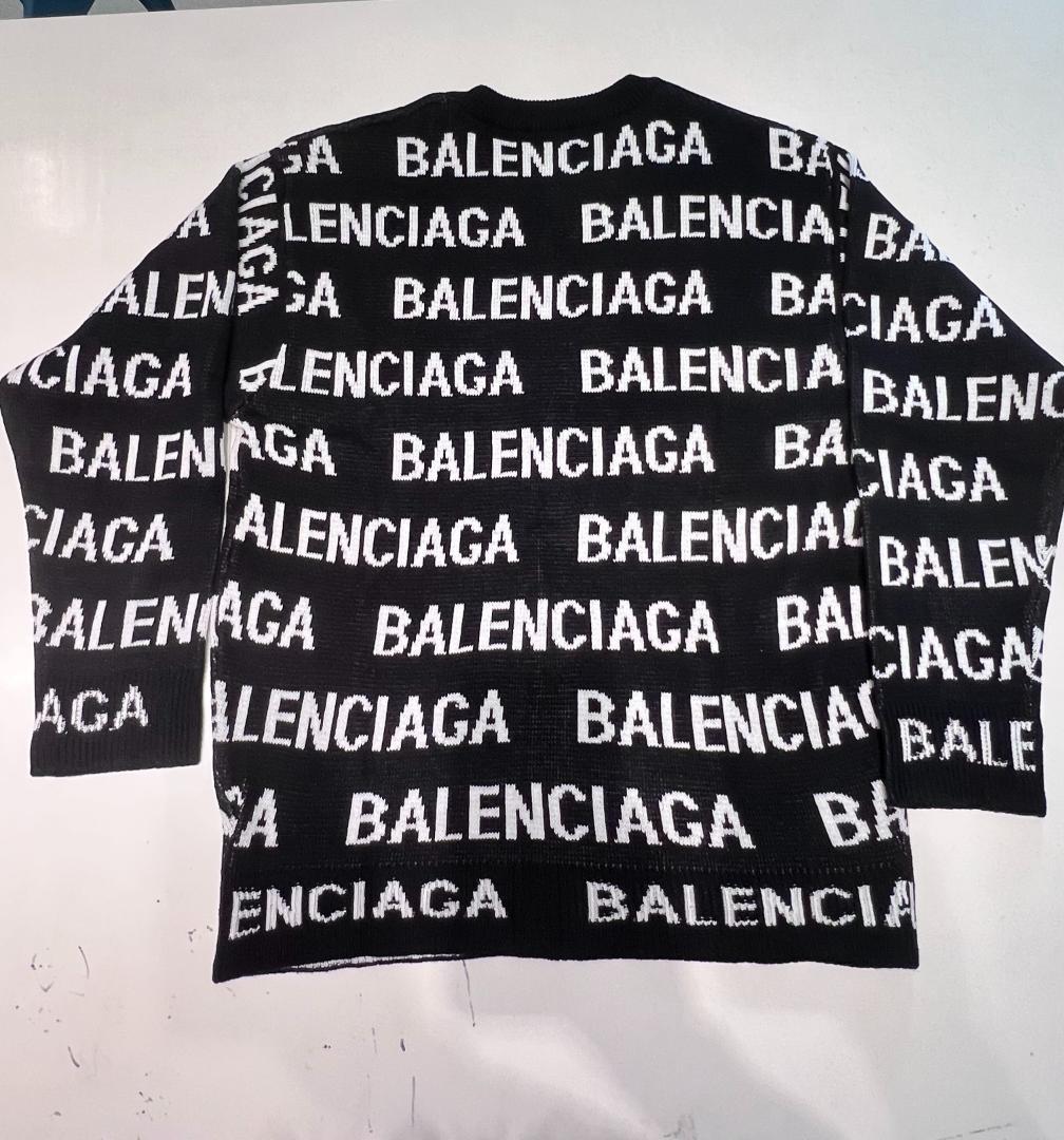 Balenciaga（バレンシアガ） フルロゴ ニットセーター S サイズ