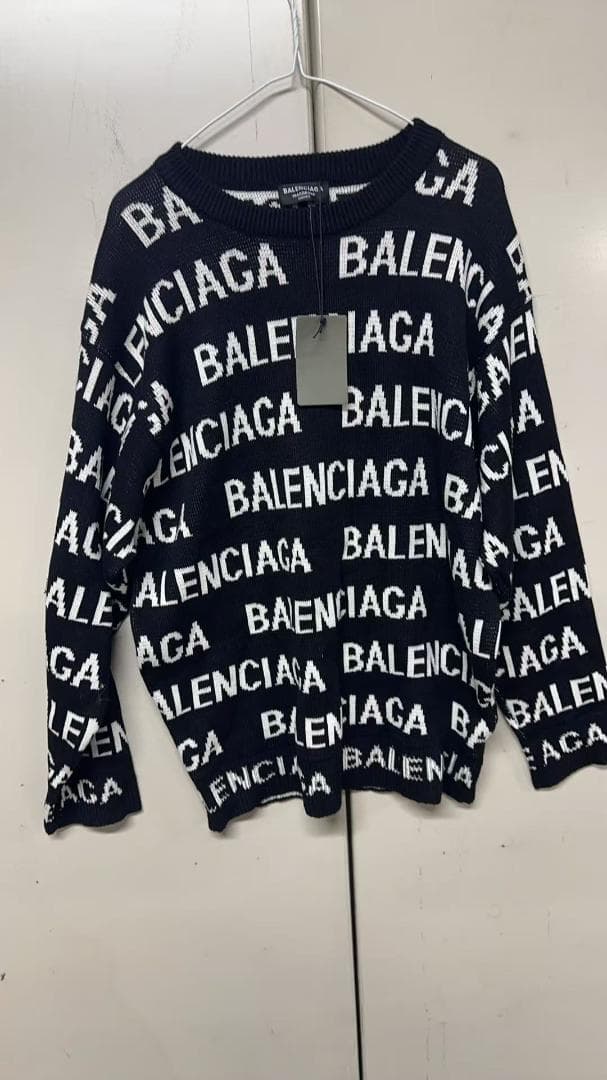 Balenciaga（バレンシアガ） フルロゴ ニットセーター S サイズ
