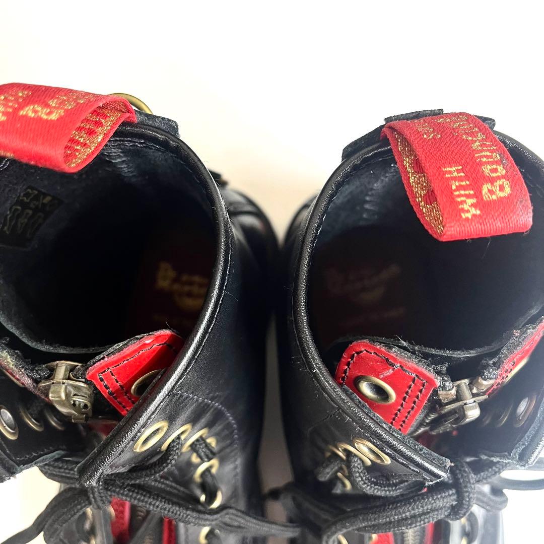 ドクターマーチン　YEAR OF THE RABBIT 8ホールブーツ　36EU