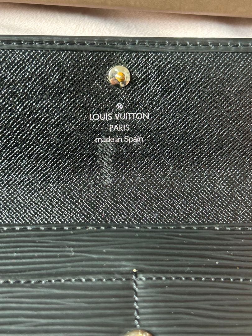 【takanori tamura】ルイヴィトン エピ 長財布 二つ折り 黒